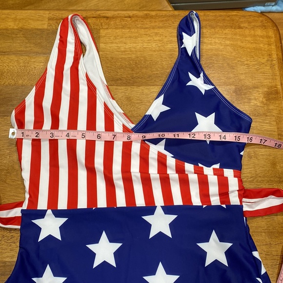 *read post* NEW. One piece bathing suit with waist tie/wrap. Shein size 1XL (14) - Picture 4 of 8